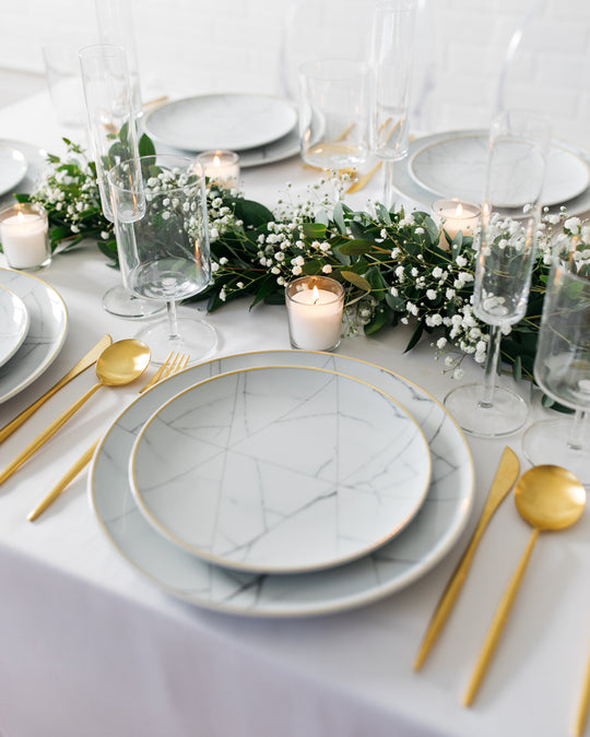 Minimal - Greenery Runner & Candles Centerpiece Set