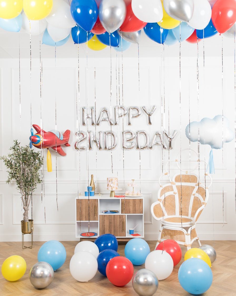 paris312-chicago-vintage-airplane-balloon-bouquet-blue-number-ceiling-floor-set