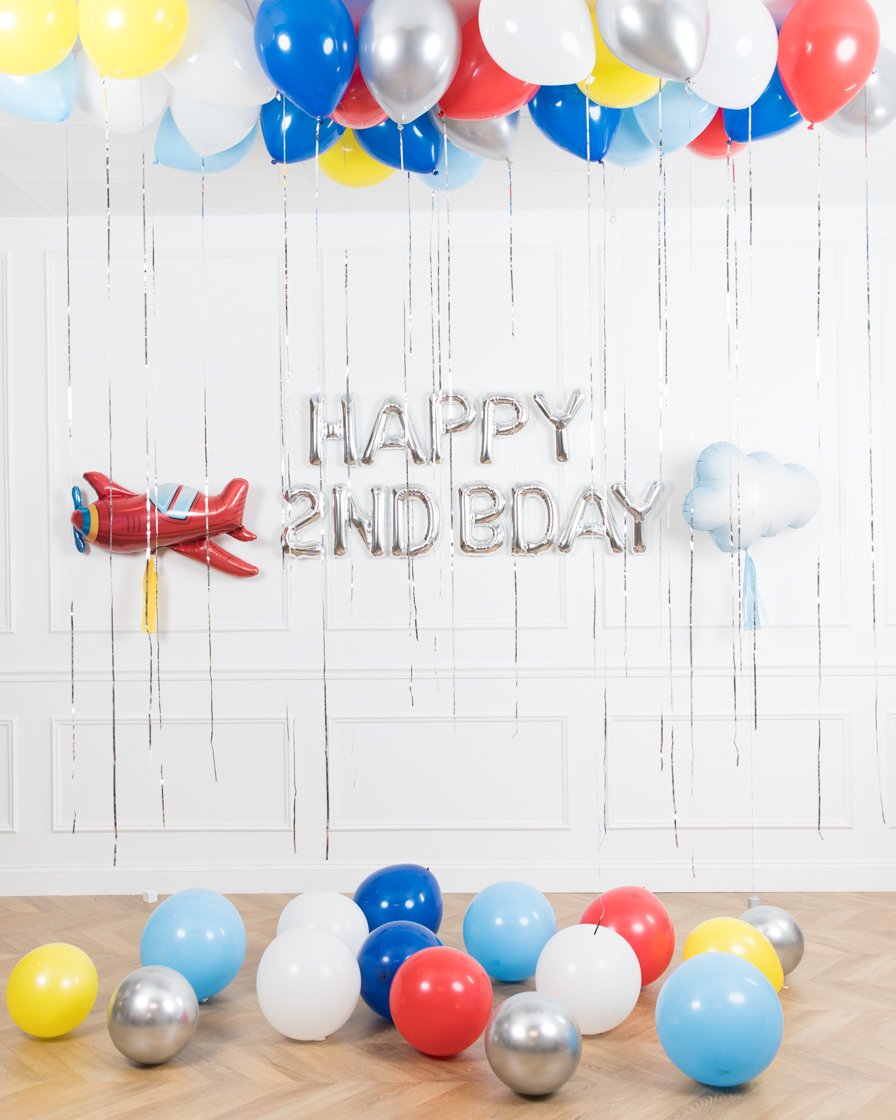paris312-chicago-vintage-airplane-balloon-bouquet-blue-number-ceiling-floor-set