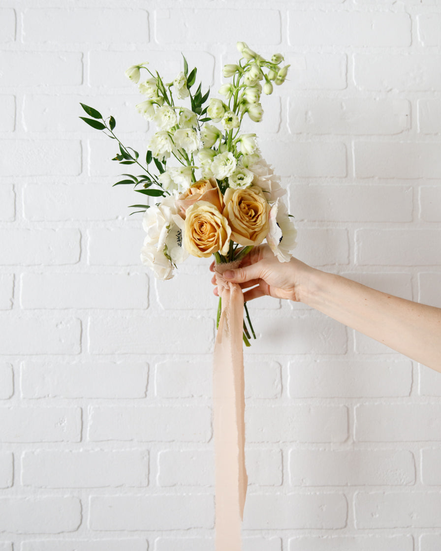 bridesmaids-bouquet-set
