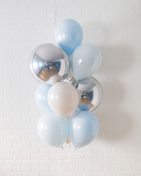 Château - Orb and 11in Balloons - bouquet of 10