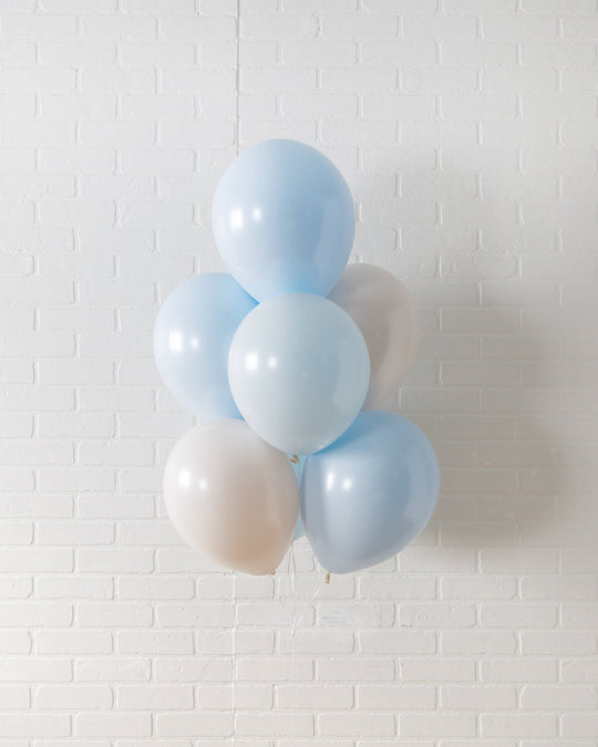 Château - 11in Balloons Bouquet