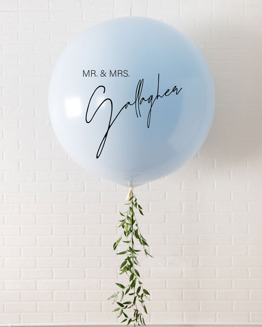 Château - Personalized Giant Balloon with Greenery Tassel