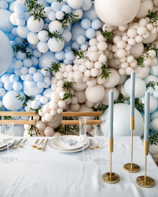 Château - Balloon Wall with Greenery