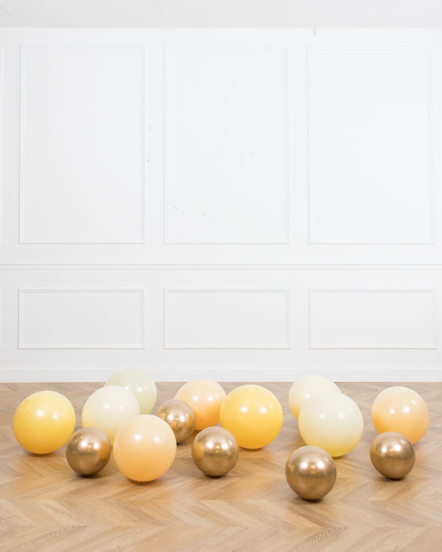 paris312-chicago-bee-theme-balloon-buttercup-gold-bouquet-foil-garland