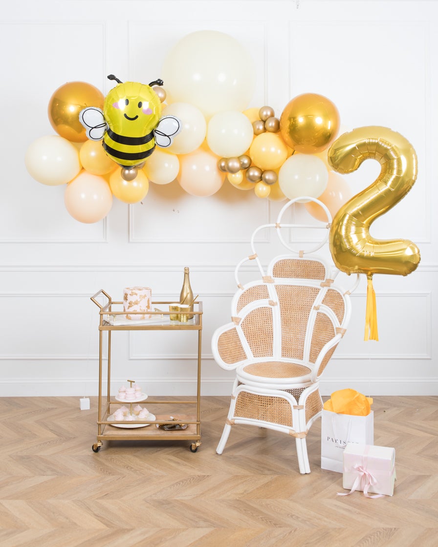 paris312-chicago-bee-theme-balloon-buttercup-gold-set-bash-decor-number-floating-arch