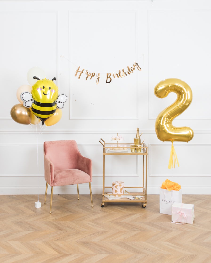 paris312-chicago-bee-theme-balloon-buttercup-gold-bouquet-foil-number-banner