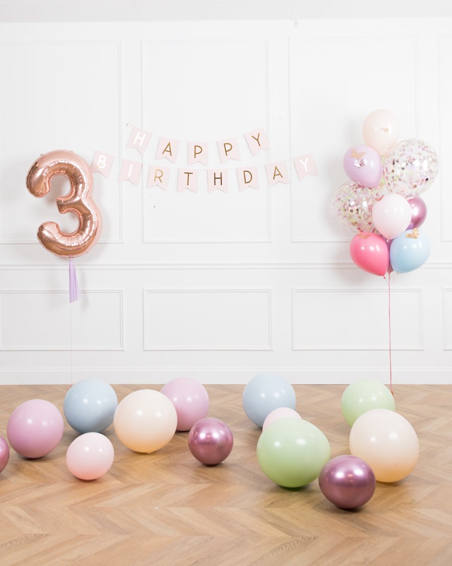 butterfly-foil-balloon-number-bouquet-floor-confetti