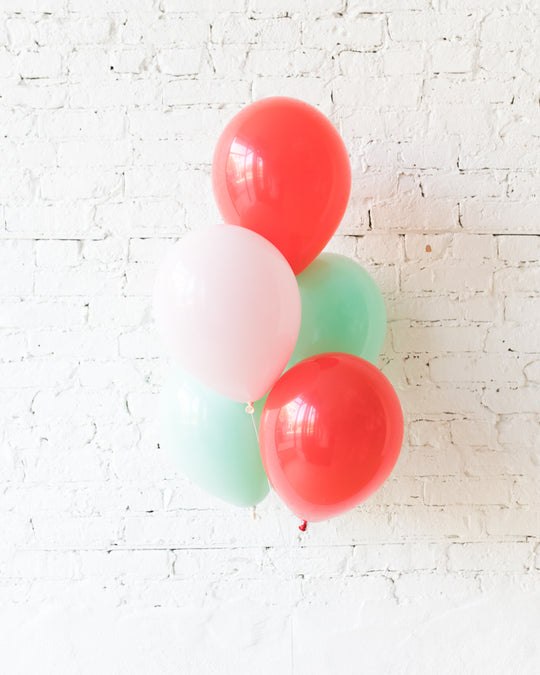 Holiday Theme - 11in balloons Bouquet