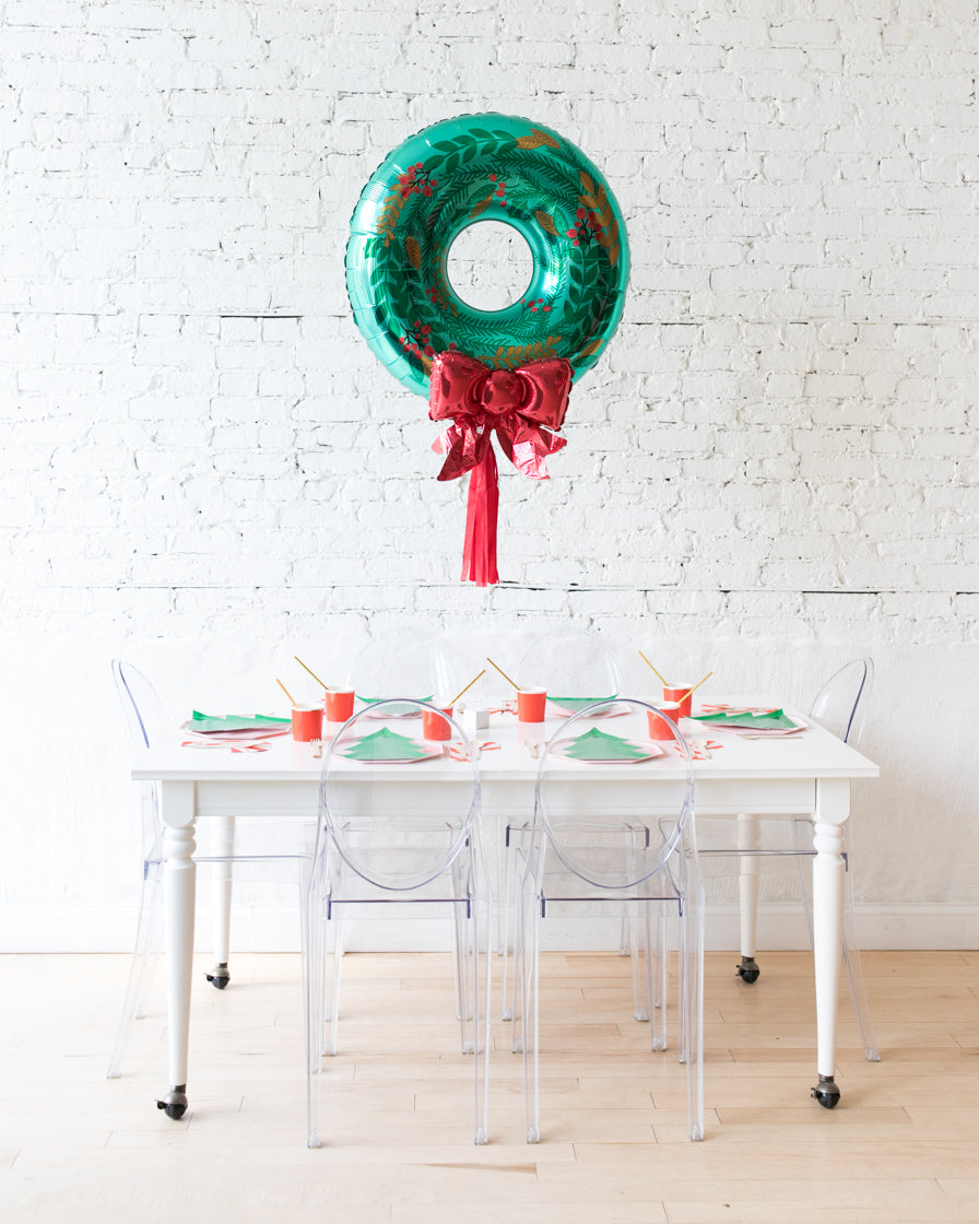 wreath-foil-balloon-skirt