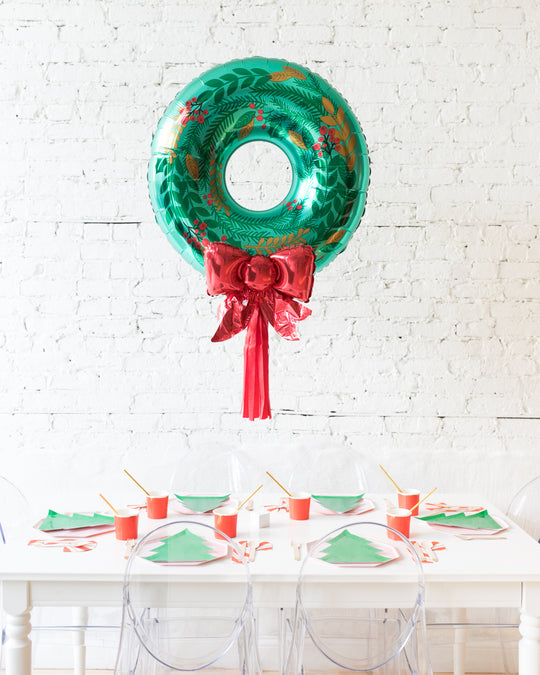 30in Wreath Foil Balloon with Red Skirt Centerpiece