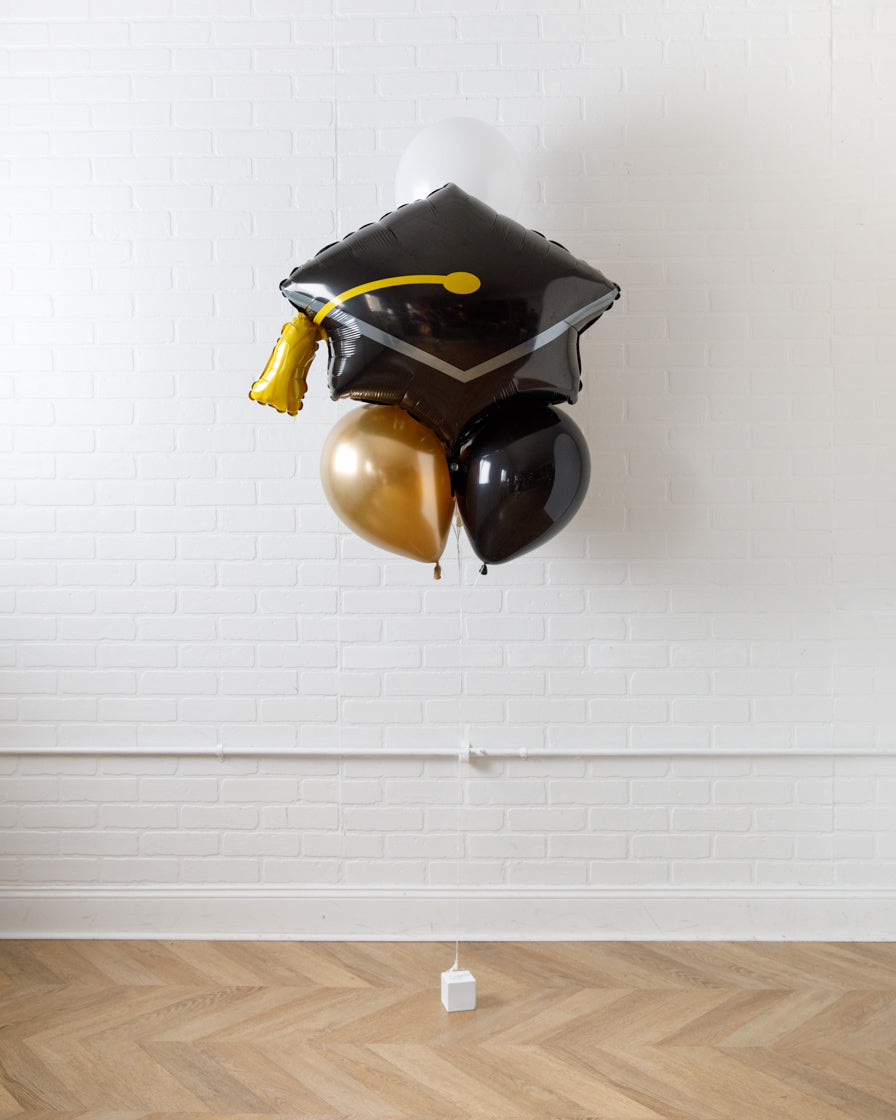 customizable-graduation-balloons