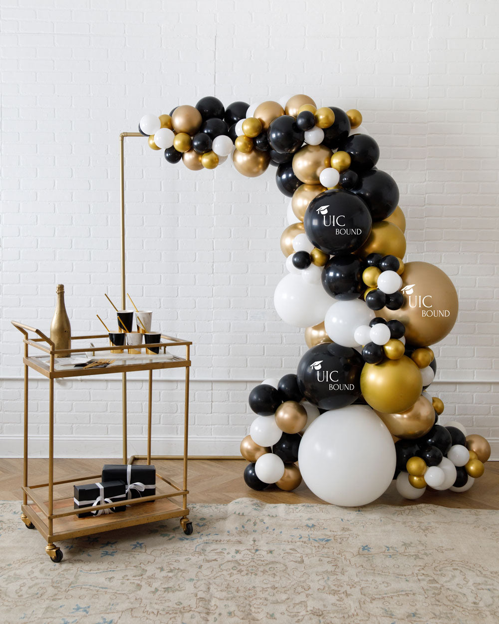 customizable-graduation-balloons
