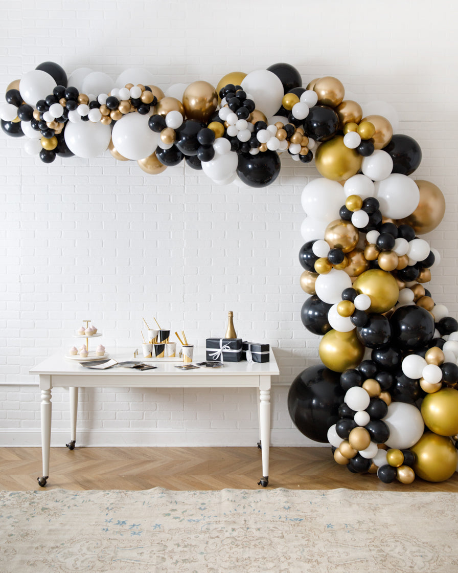 customizable-graduation-balloons