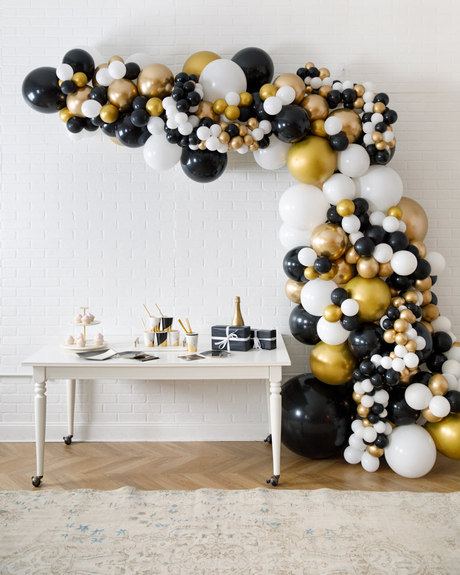 customizable-graduation-balloons