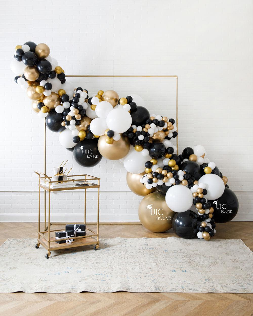 customizable-graduation-balloons