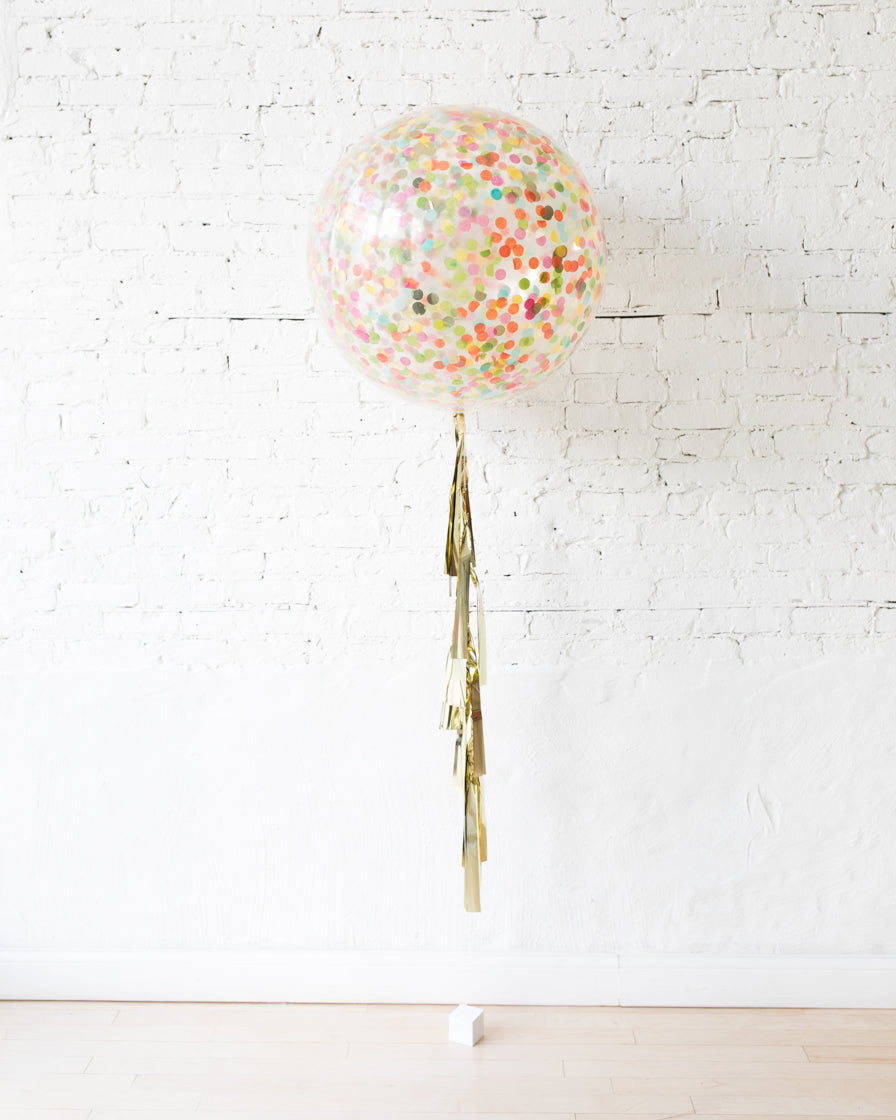 balloon-fiesta-theme-giant-tessel-confetti
