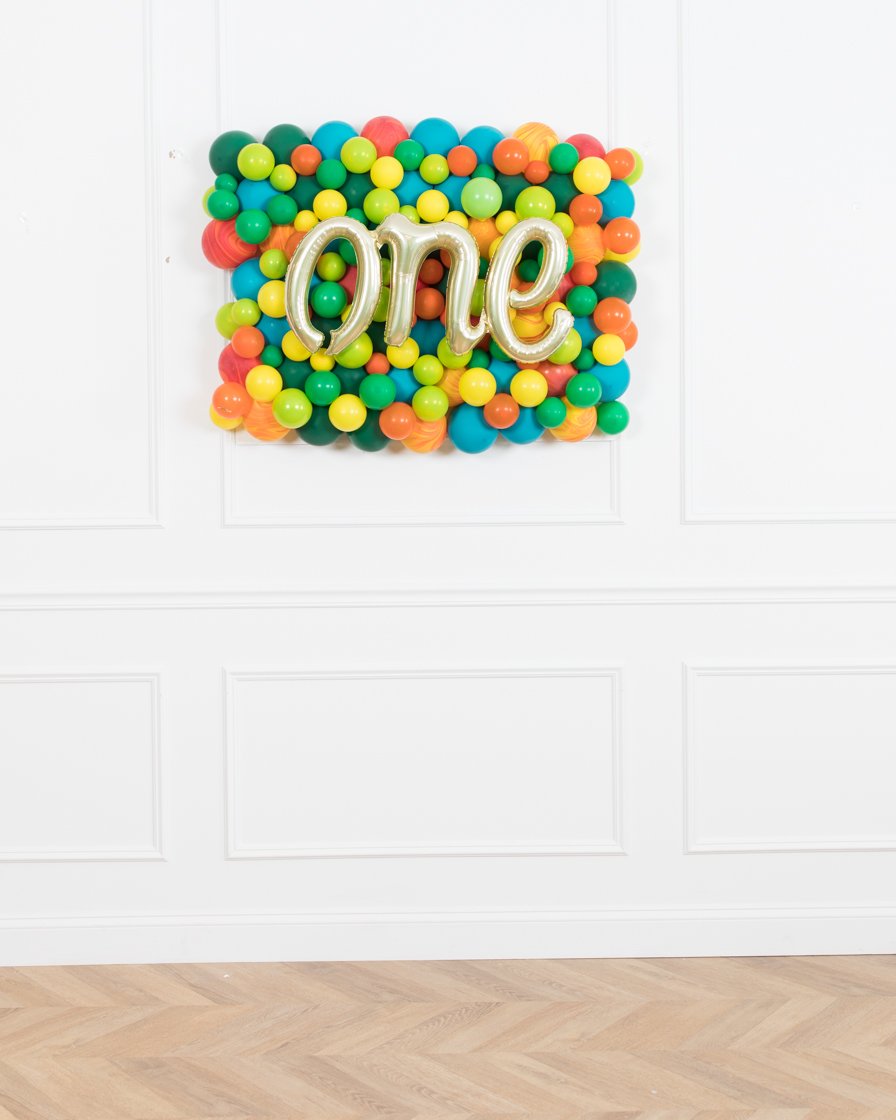 dinosaur-party-balloons-backdrop-board