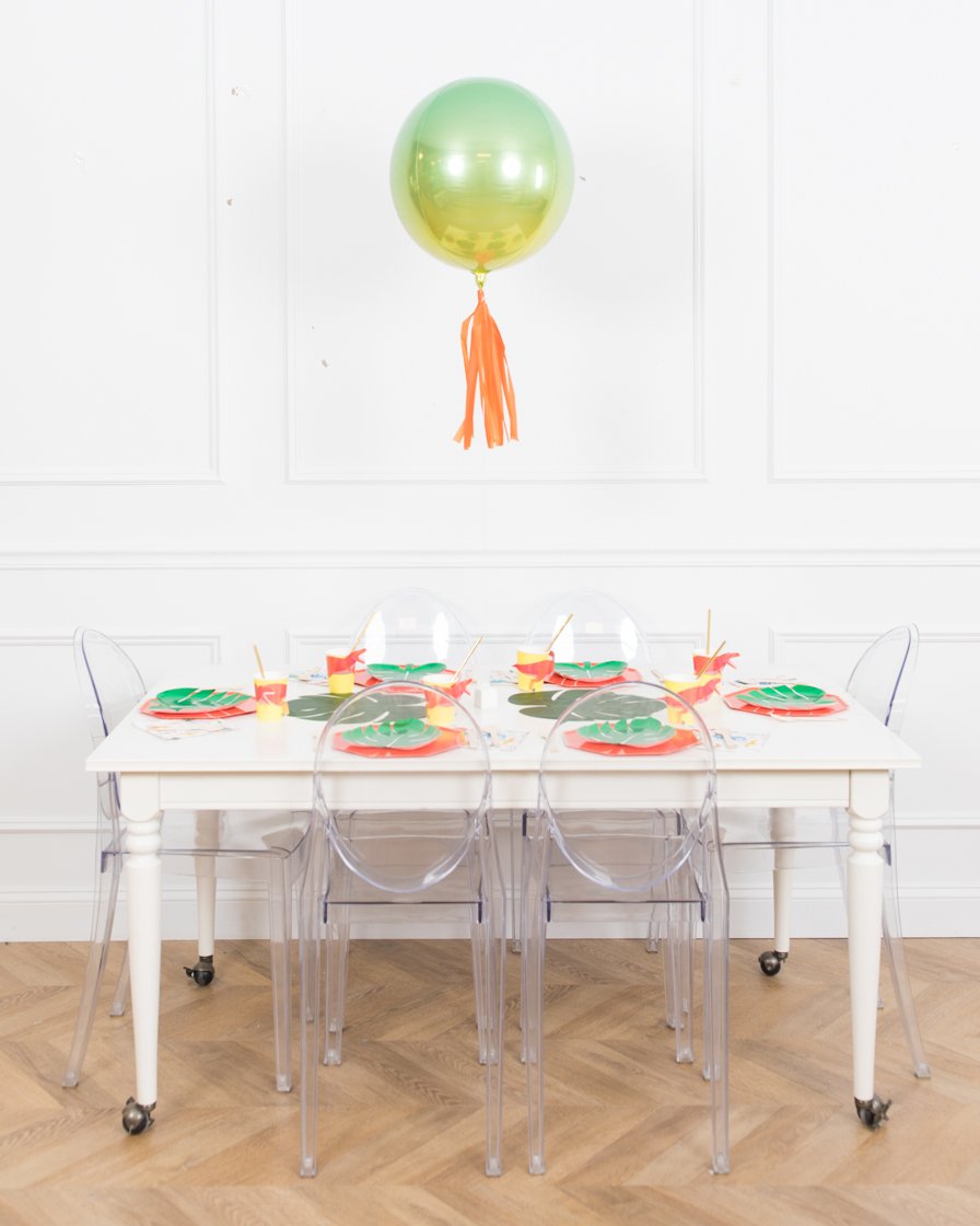 dinosaur-party-centerpiece-ombre-foil