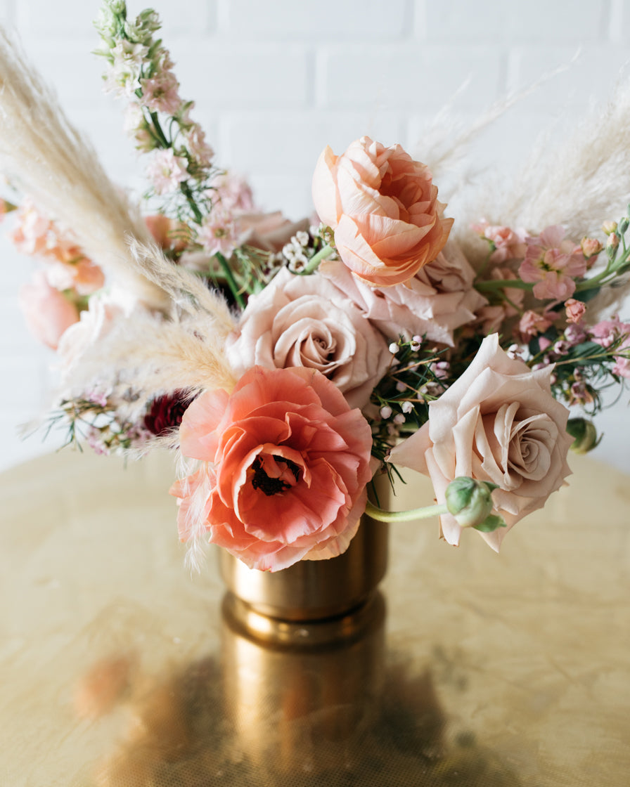 floral-arrangement-medium