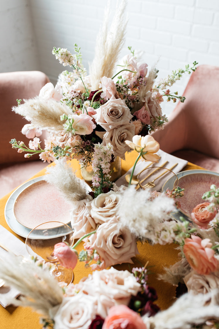 floral-mix-centerpiece