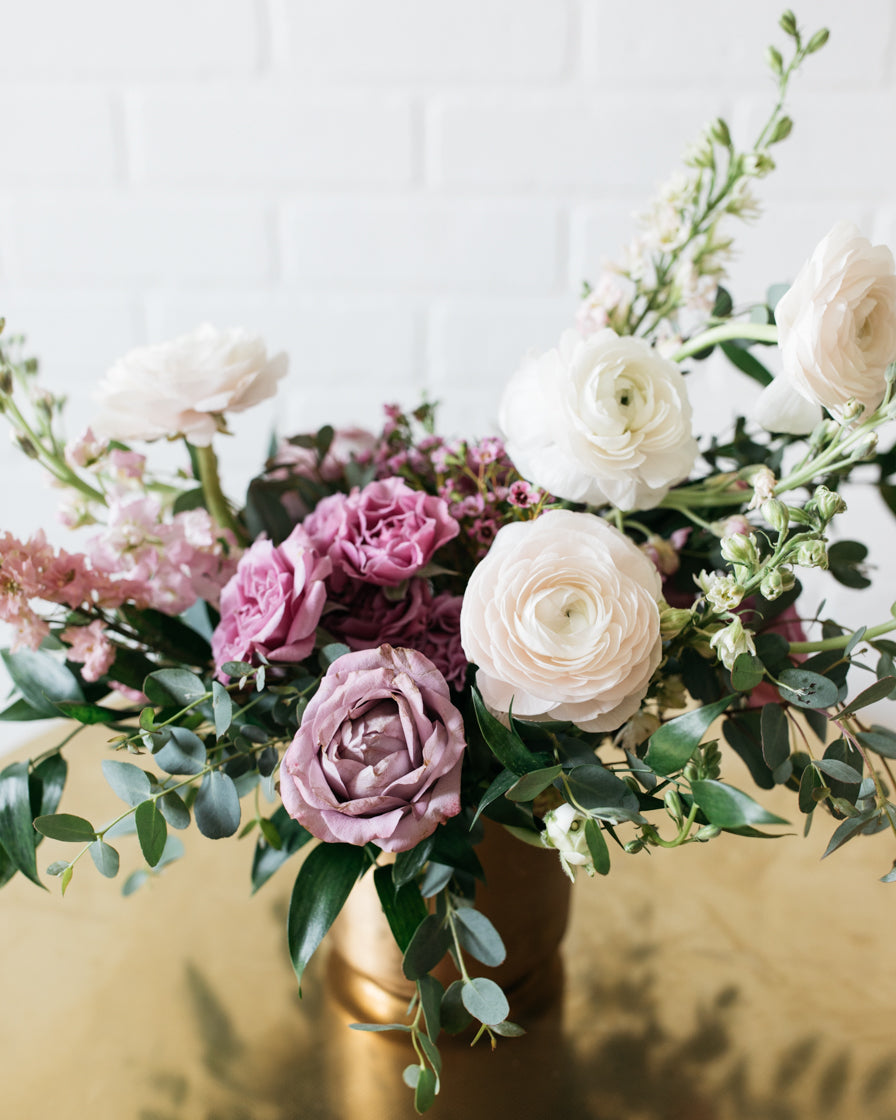 floral-arrangement-medium