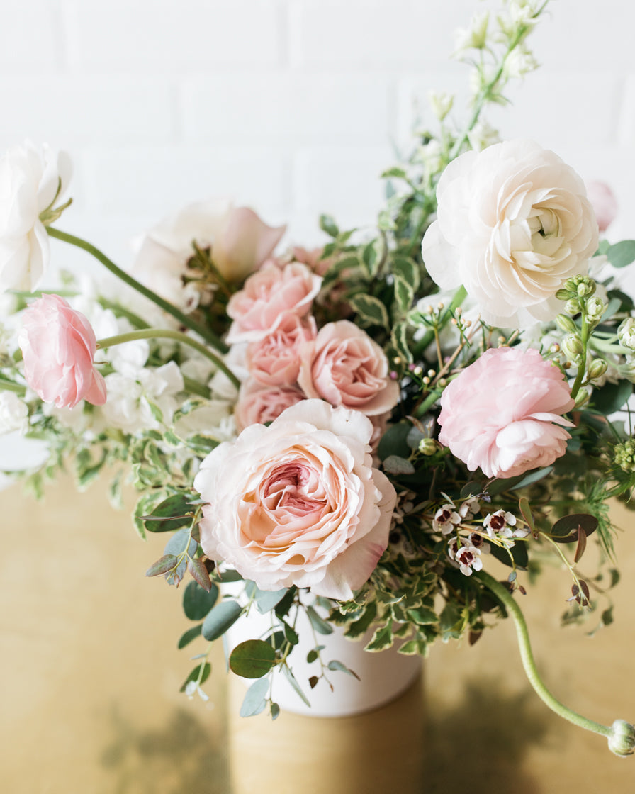 floral-arrangement-medium