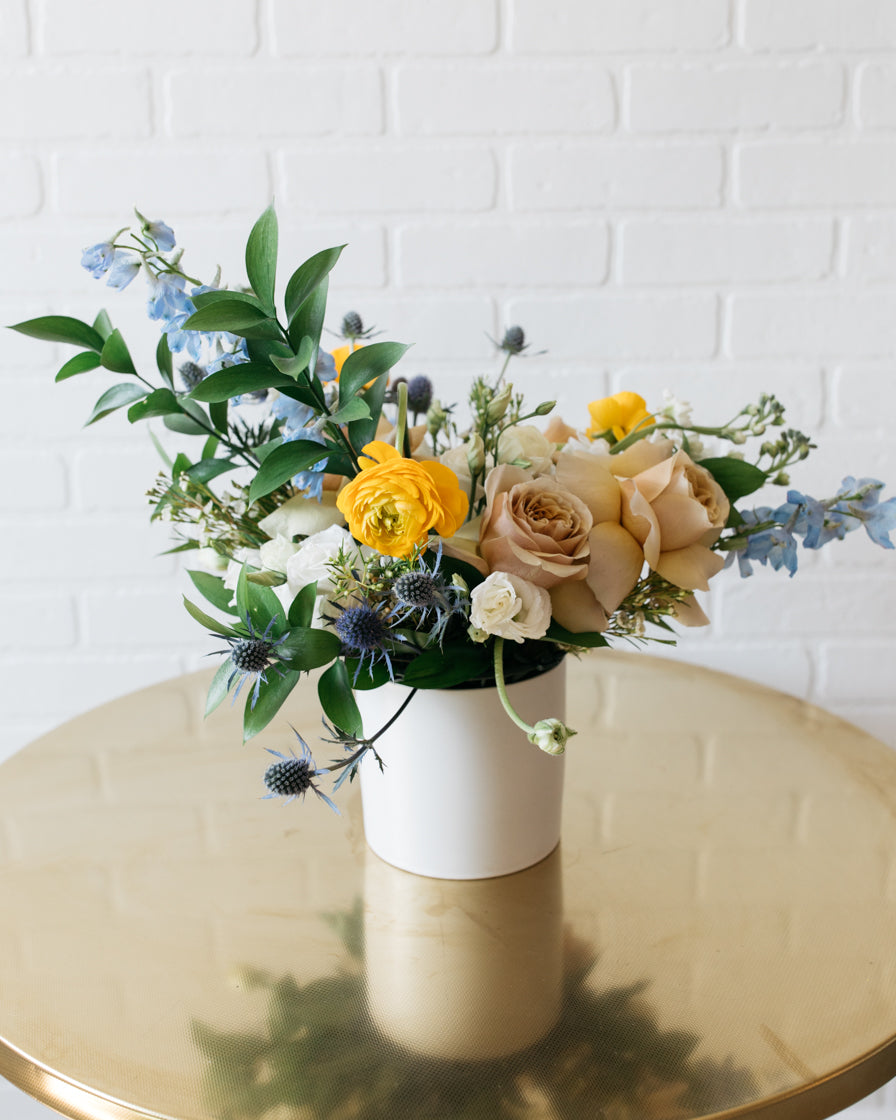 floral-arrangement-medium