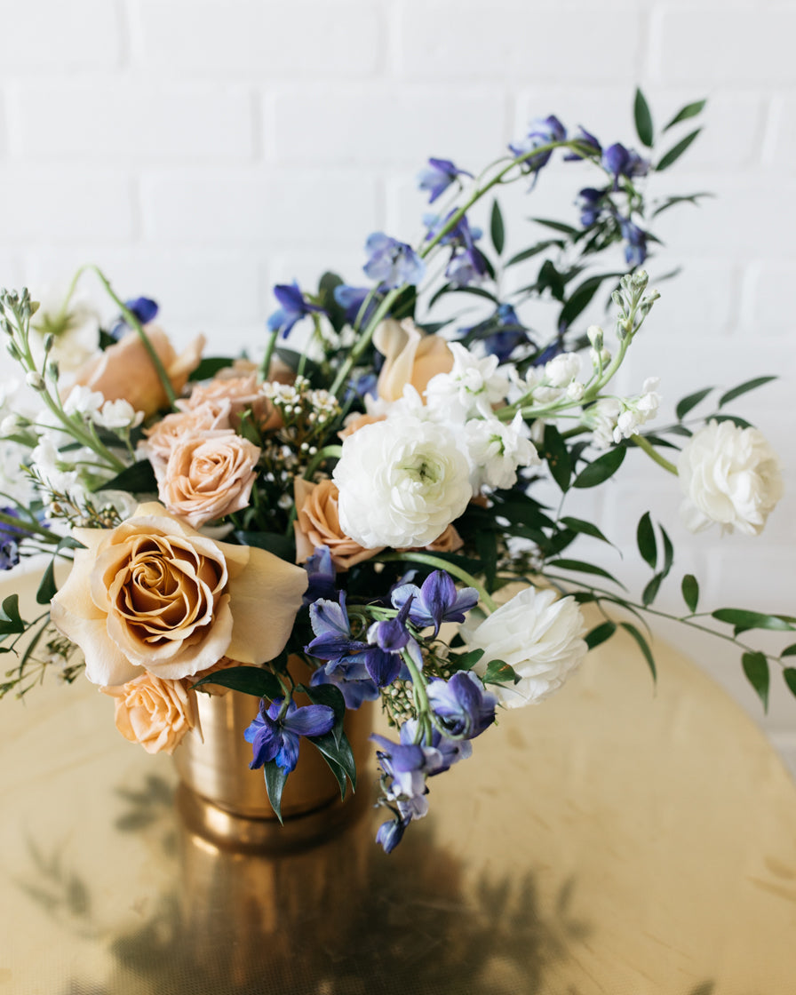 floral-arrangement-medium