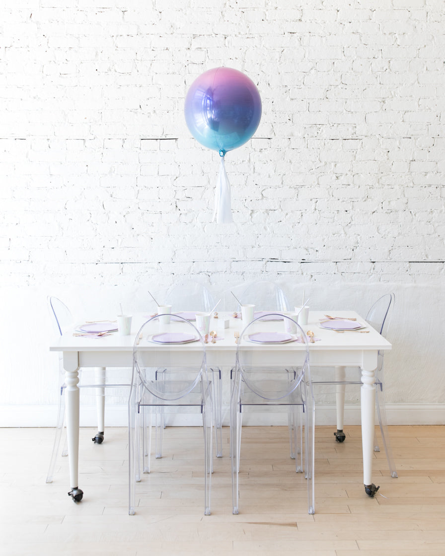 paris312-frozen-theme-balloon-ombre-pastel-pink-centerpiece-light-blue-skirt