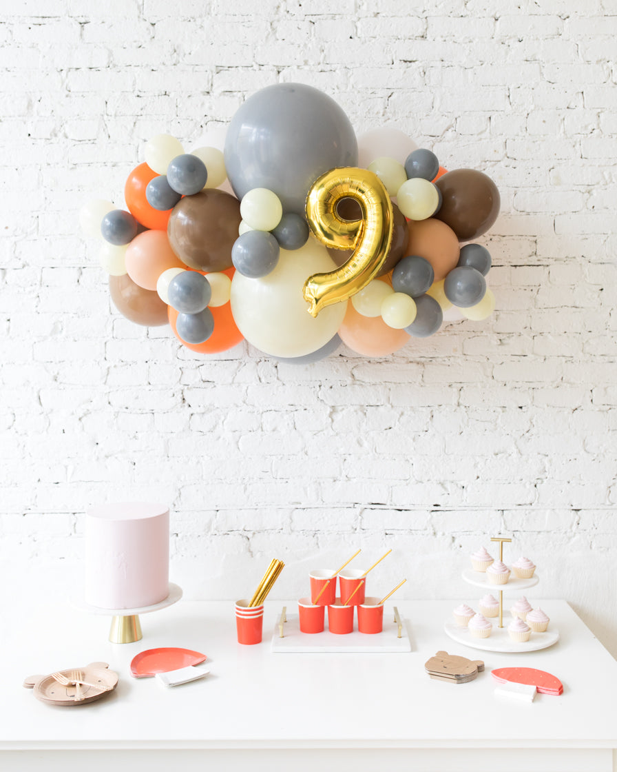 paris312-woodland-theme-number-backdrop-garland-balloon