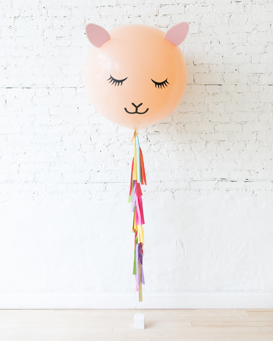 balloon-fiesta-theme-giant-tassel-llama