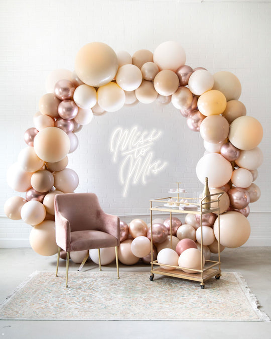 Berry Blush - Circle Frame with Miss to Mrs Neon Sign
