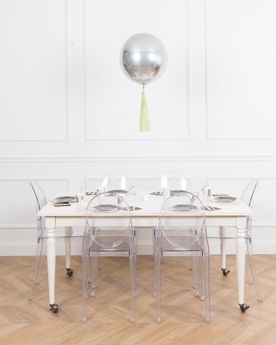 mandalorian-party-birthday-yoda-decorations-balloons-centerpiece-orb-silver-chicago-paris312