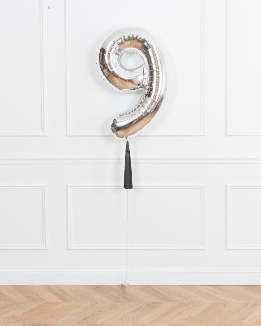 mandalorian-party-birthday-yoda-decorations-balloons-foil-silver-number-chicago-paris312