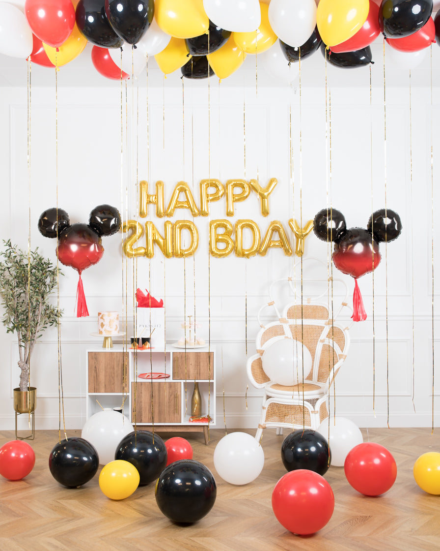 mickey-mouse-balloon-party-paris312-bouquet-confetti-number-yellow-black-white-gold-ceiling-floor-set