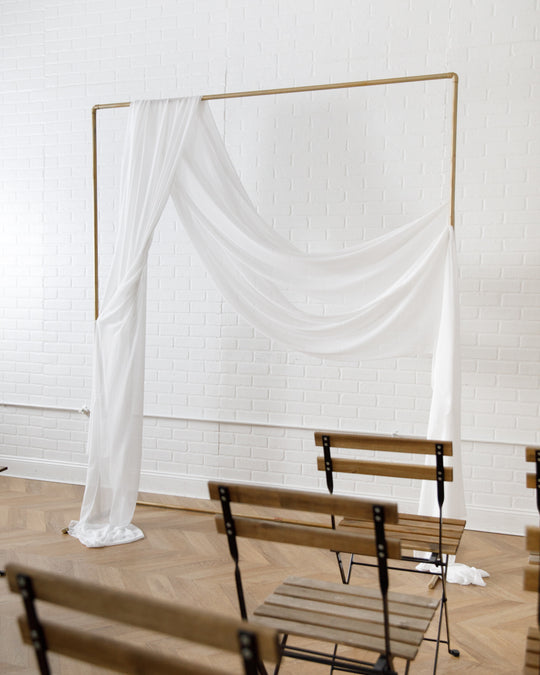 Château - Aisle Decor Frame with Drapery