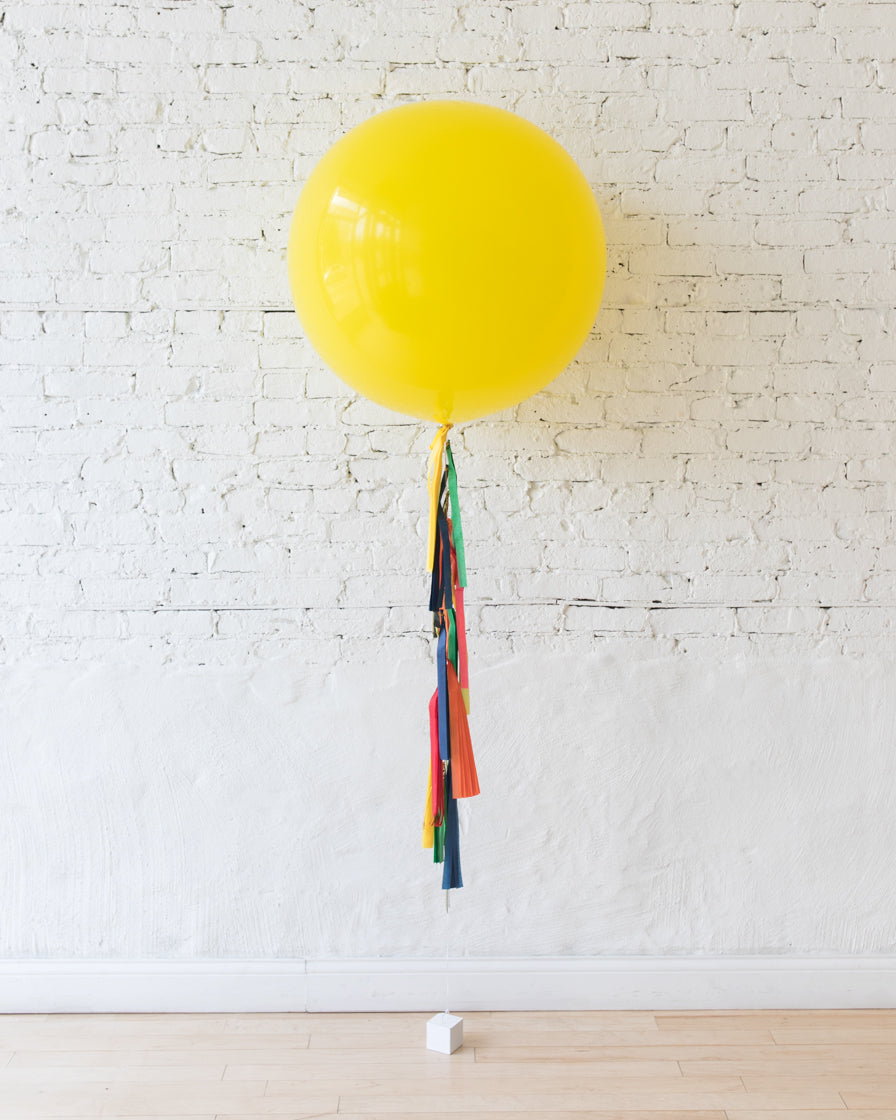 paris312-sesame-street-theme-giant-balloon-tassel-yellow