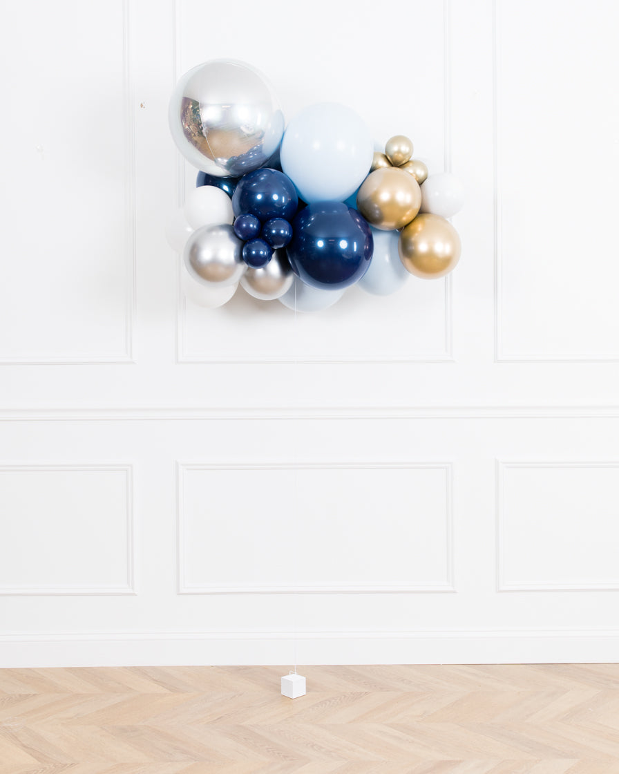 twinkle-baby-shower-balloons-blue-silver-gold-backdrop-floating