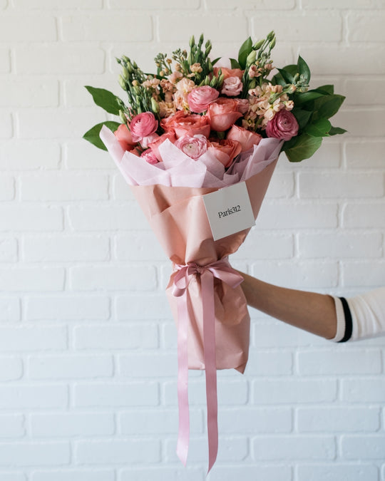 GIFT - La Rose Floral Bouquet