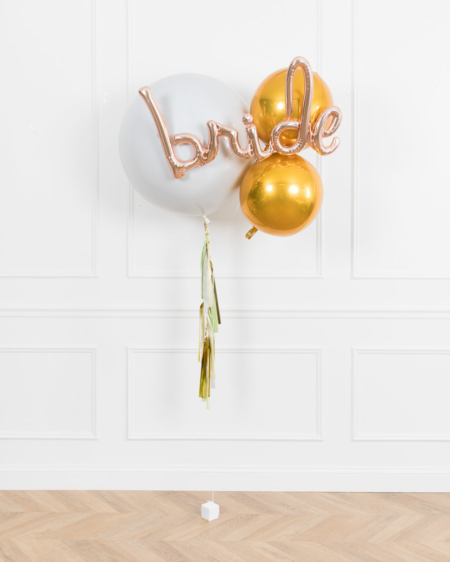 giant-bride-bouquet-with-half-tassel-gold-rose-balloon-bridal-party-decoration