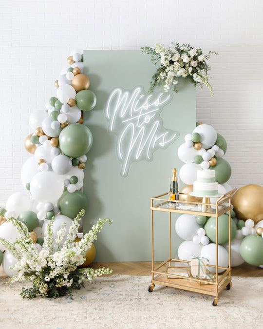 Le Marie - Allaina Panel with Floral Arrangements and Neon Sign