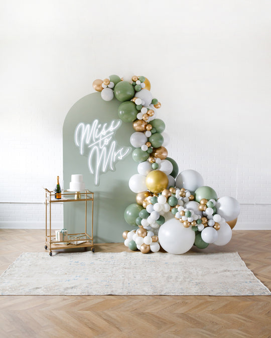 Botanical - The Aadi Set with Miss to Mrs Neon Sign