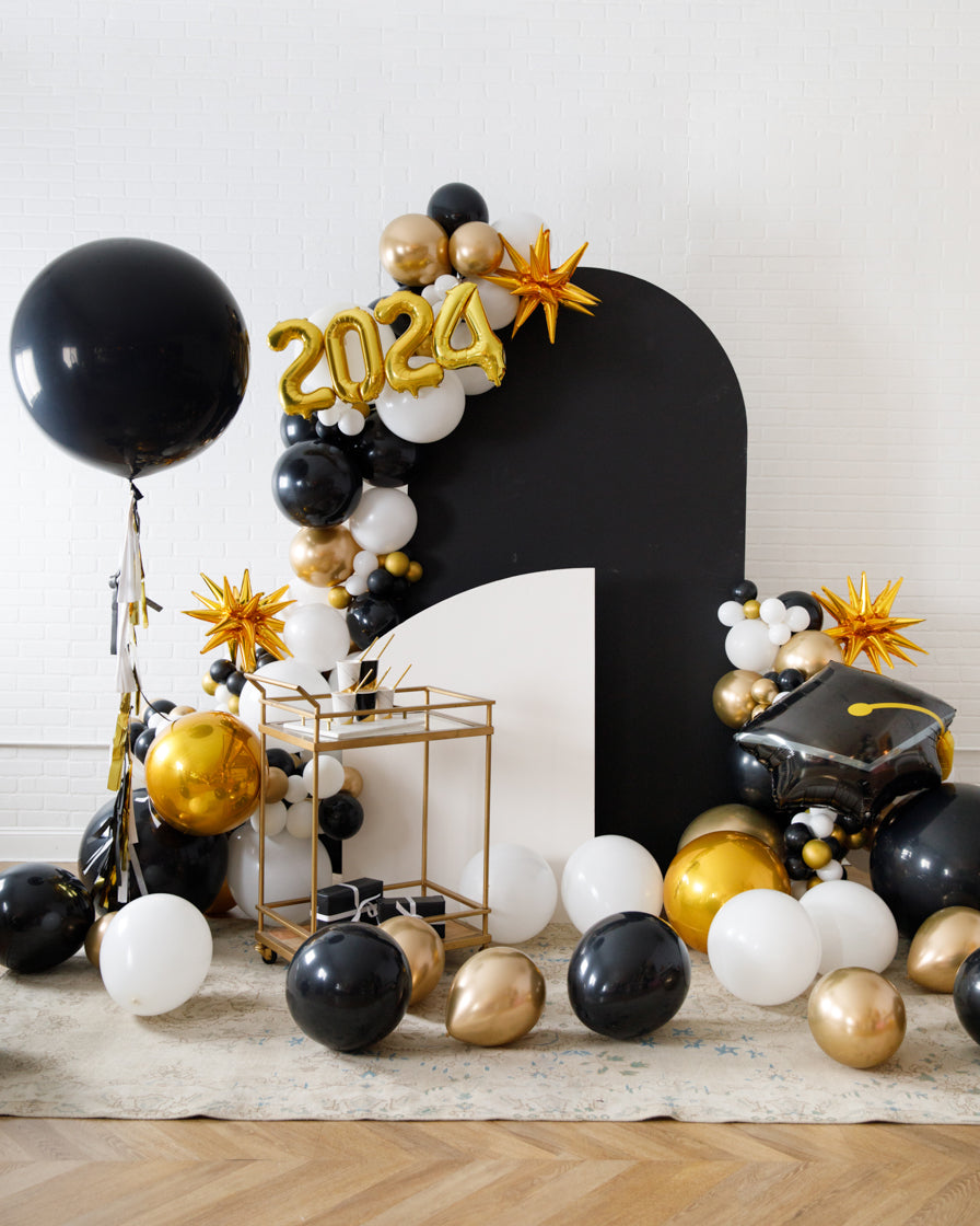 Spring Graduation Set Ideas Graduation - Customizable The Big Party on Campus Set — Paris312