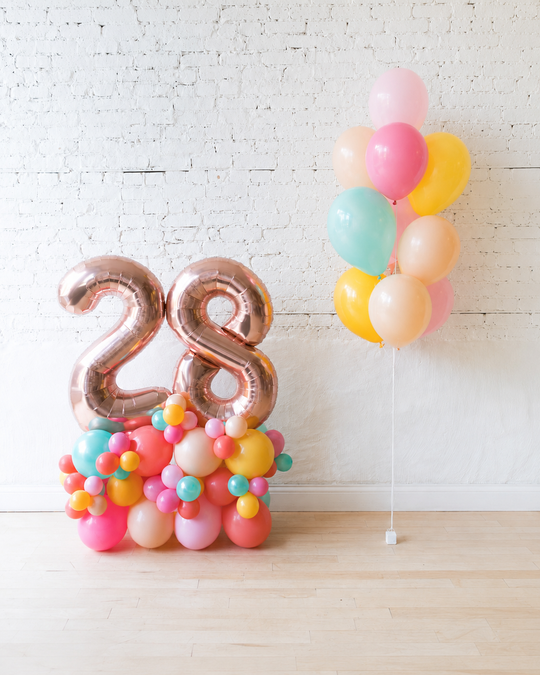 Hotel Birthday - Balloon Bouquet & Number Pedestals Set