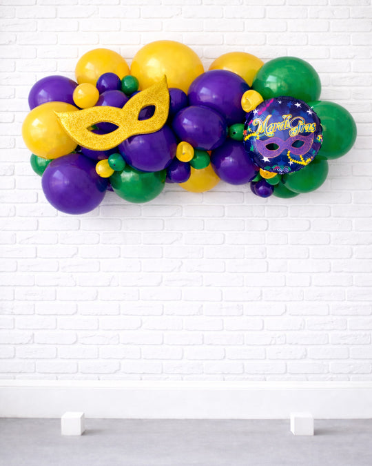 Mardi Gras - Floating Balloon Arch with Mask Foil - 5ft