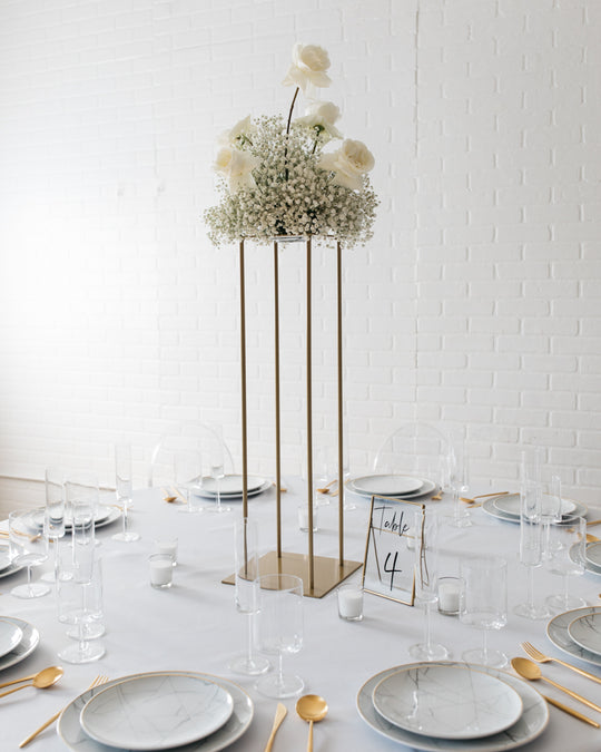 Minimal - Lucie Elevated Centerpiece