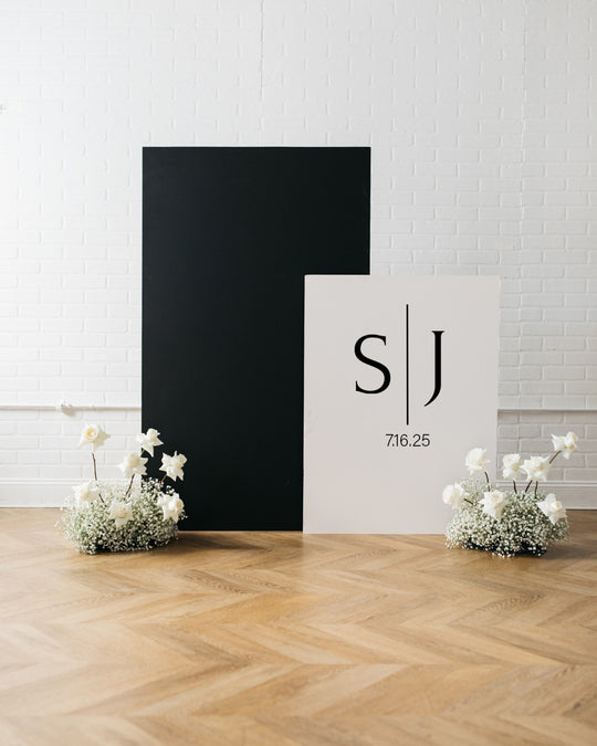 Minimal - The Fabienne Personalized Set with Floral