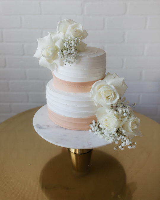 Minimal - Flower Arrangement for Cake