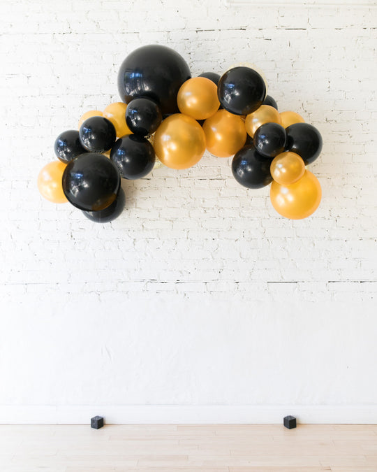 New Year's Eve - Floating Balloon Arch - 5ft